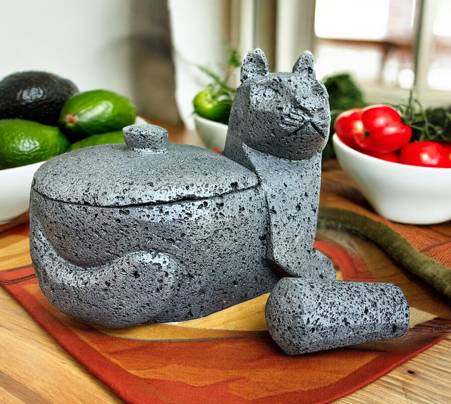 Molcajete de Gato - Hecho de piedra volcánica