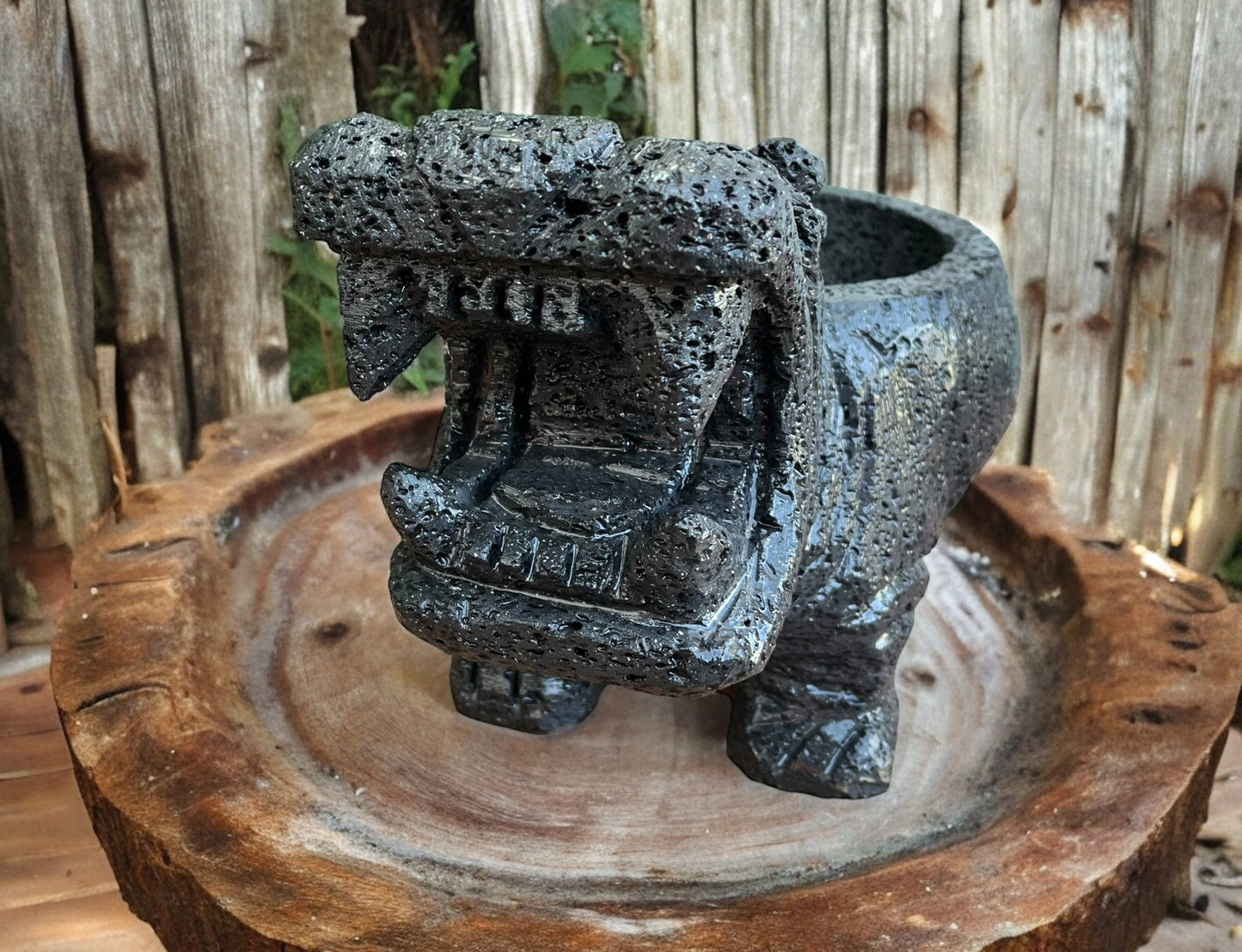 Molcajete con diseño de Hipopótamo