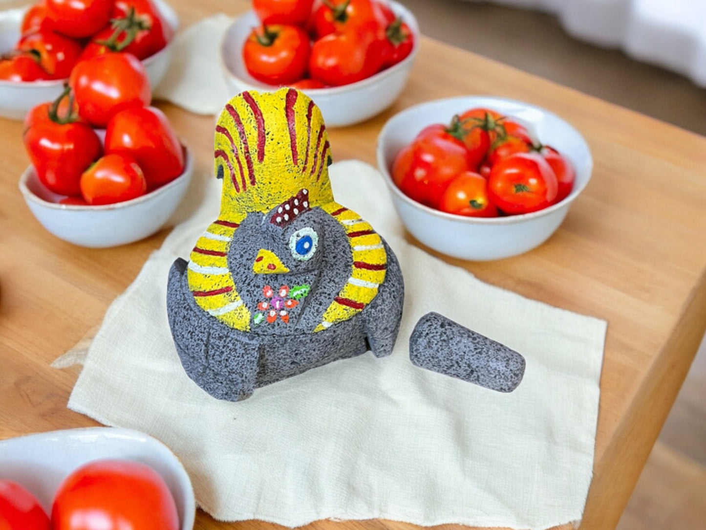 Molcajete con diseño de Gallina