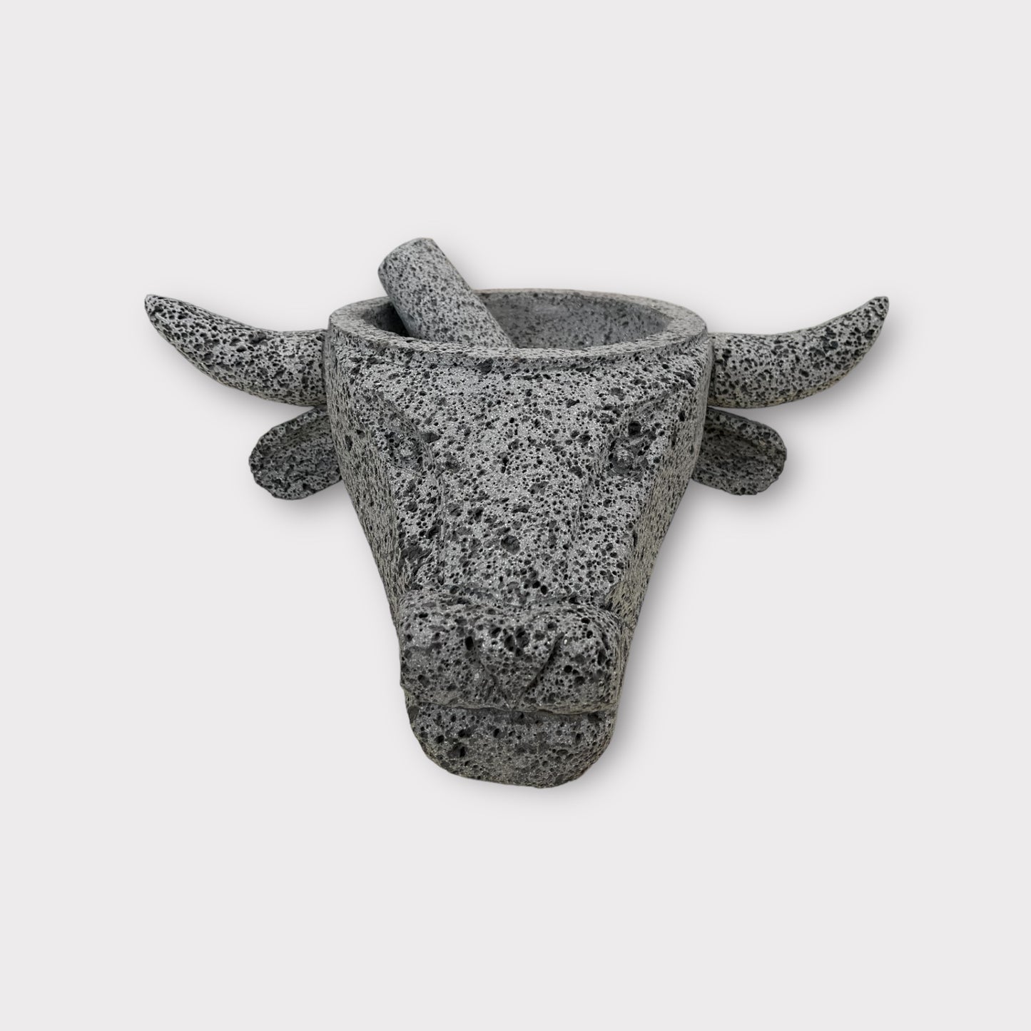 Molcajete con diseño de Cabeza de Toro