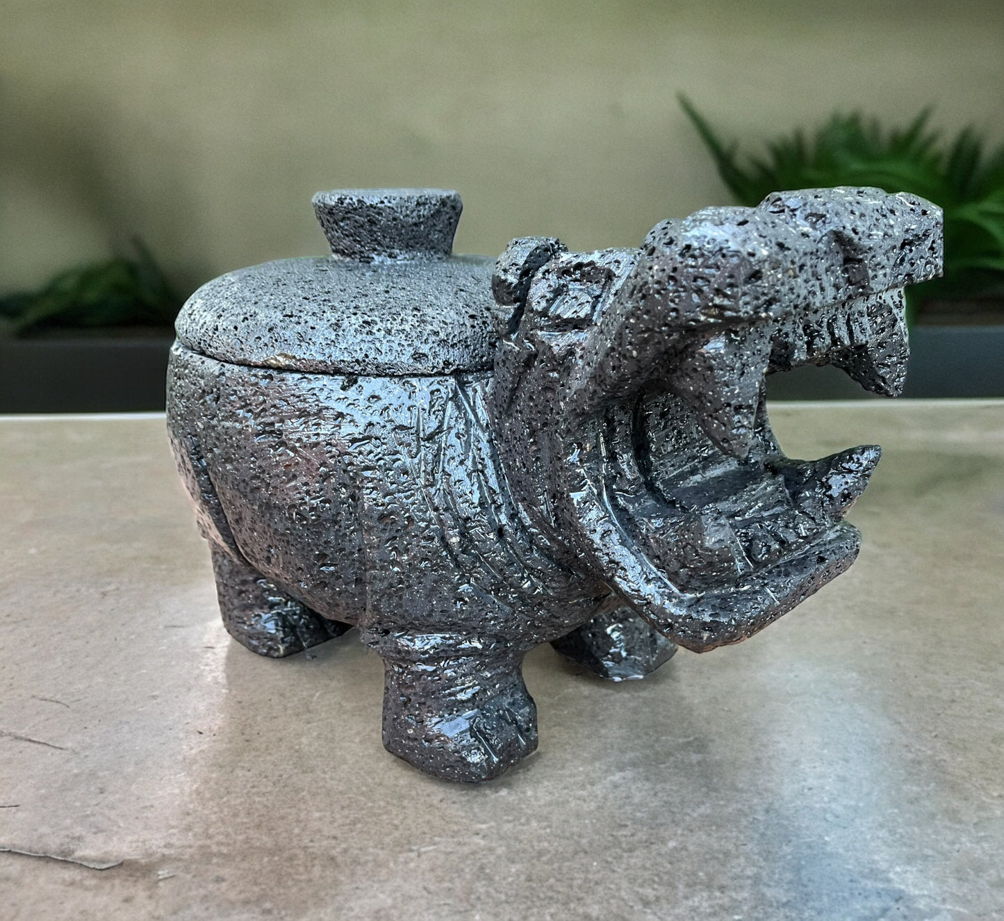 Molcajete con diseño de Hipopótamo