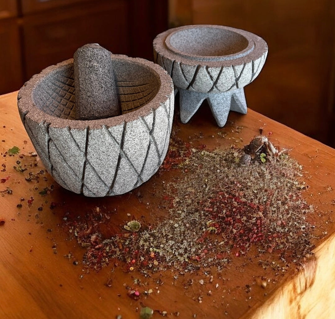 Molcajete de Piña - Hecha en piedra recinto