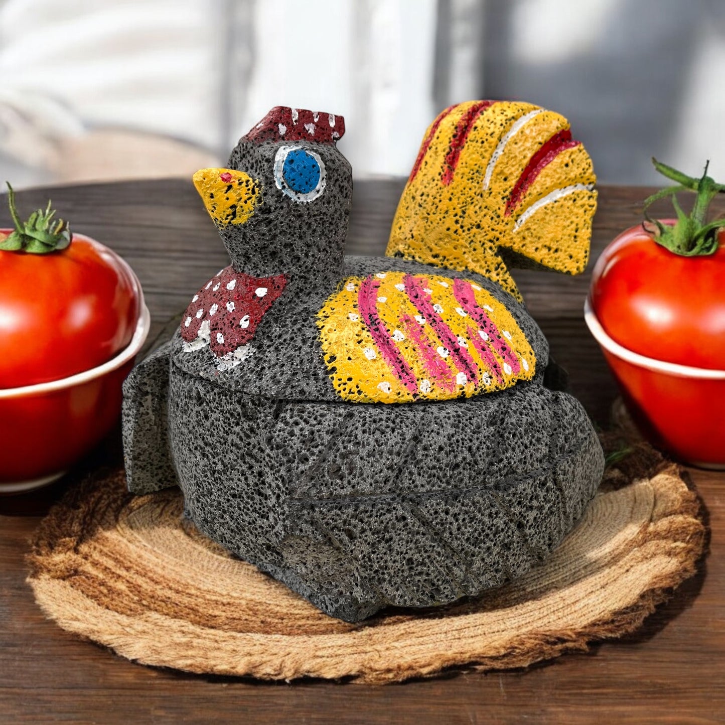 Molcajete con diseño de Gallina