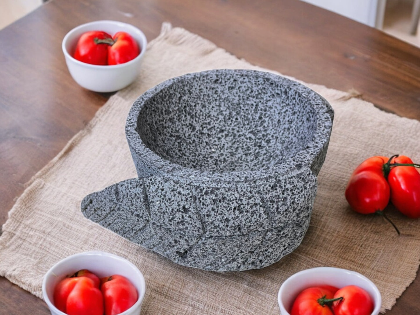 Molcajete con diseño de Gallina