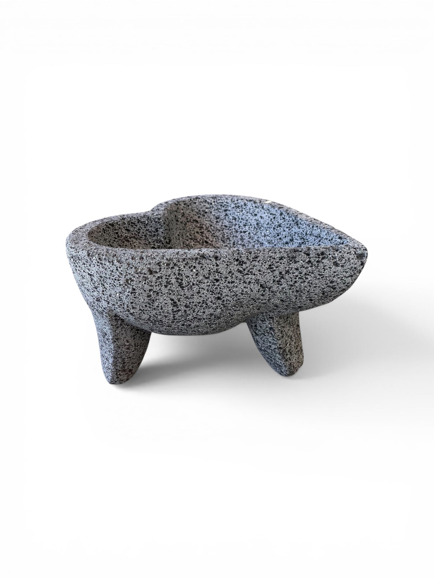Molcajete de Piedra Volcánica en Forma de Corazón