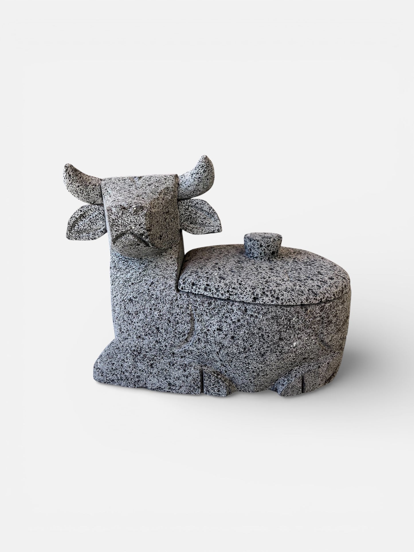 Molcajete with bull design