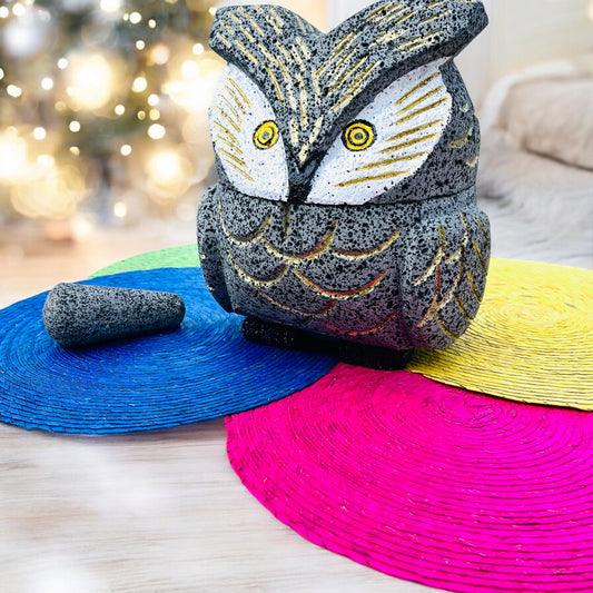 Molcajete con diseño de Búho