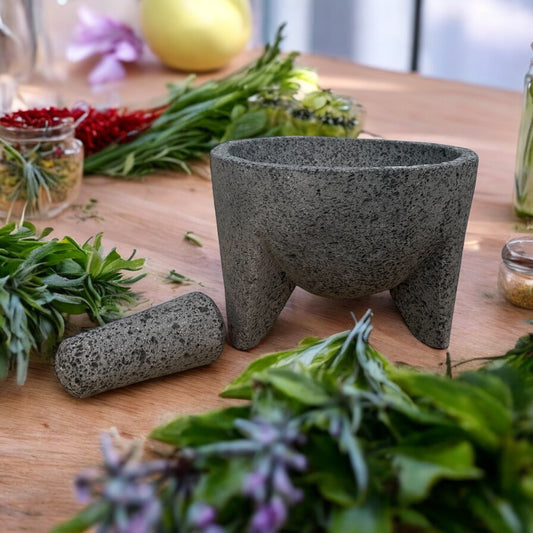 Molcajete de piedra volcánica  2 Litros