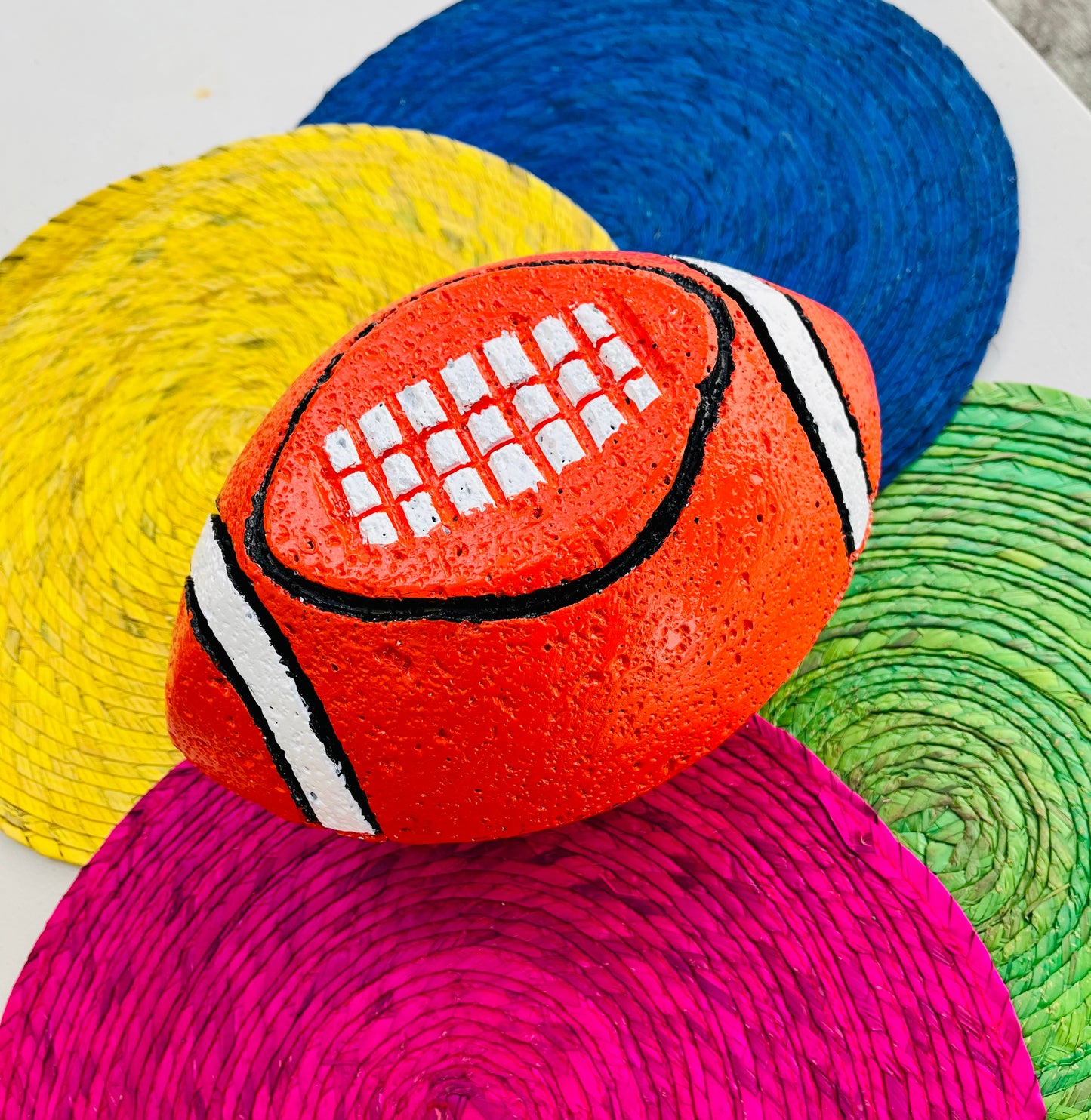 Molcajete con diseño de Balón de Futbol Americano